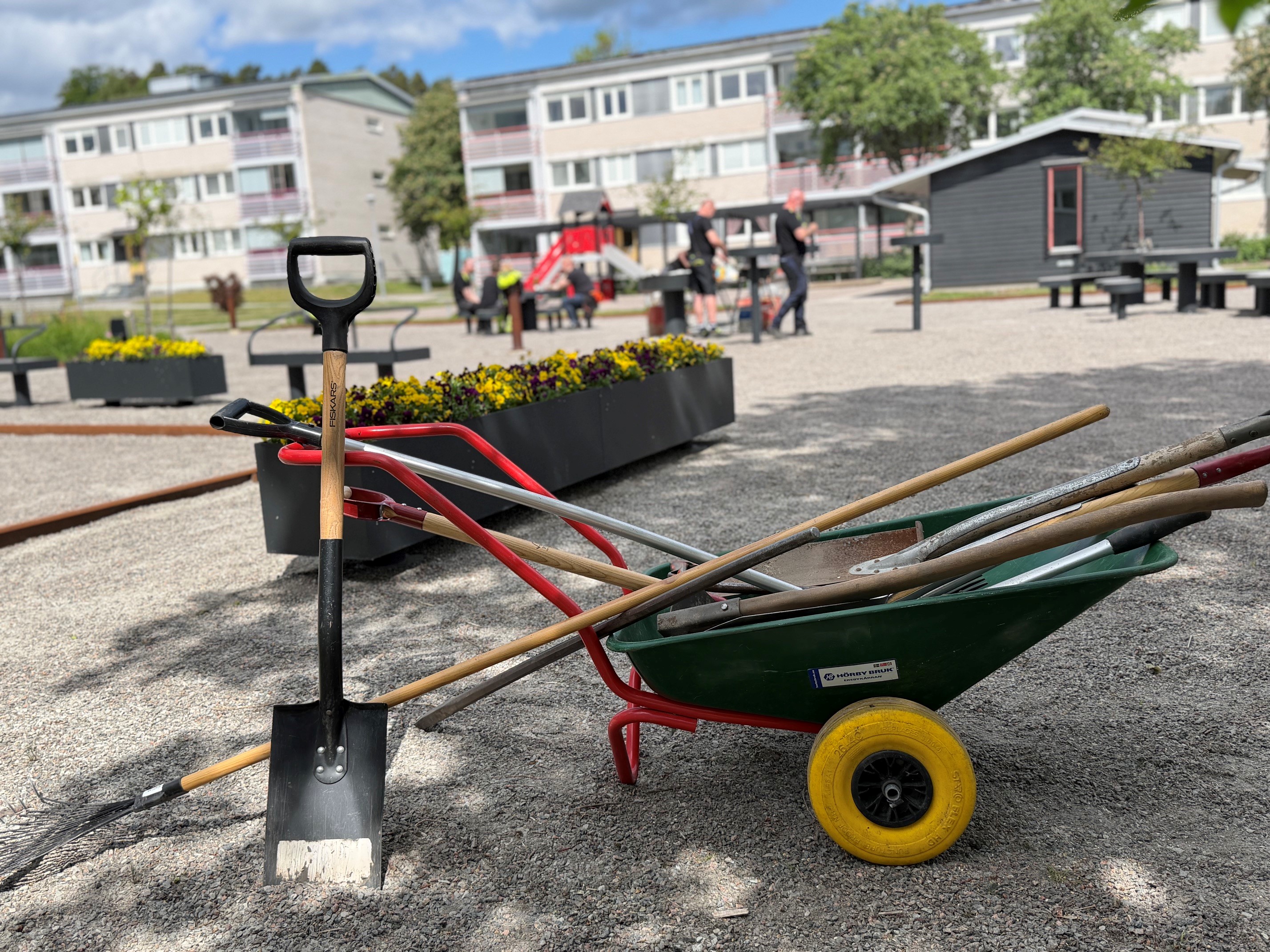 bild på skottkärra